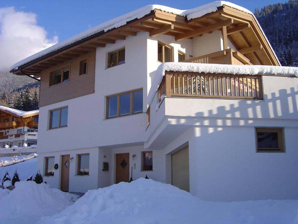 Haus Harbauer Apartment Neustift im Stubaital Exterior photo